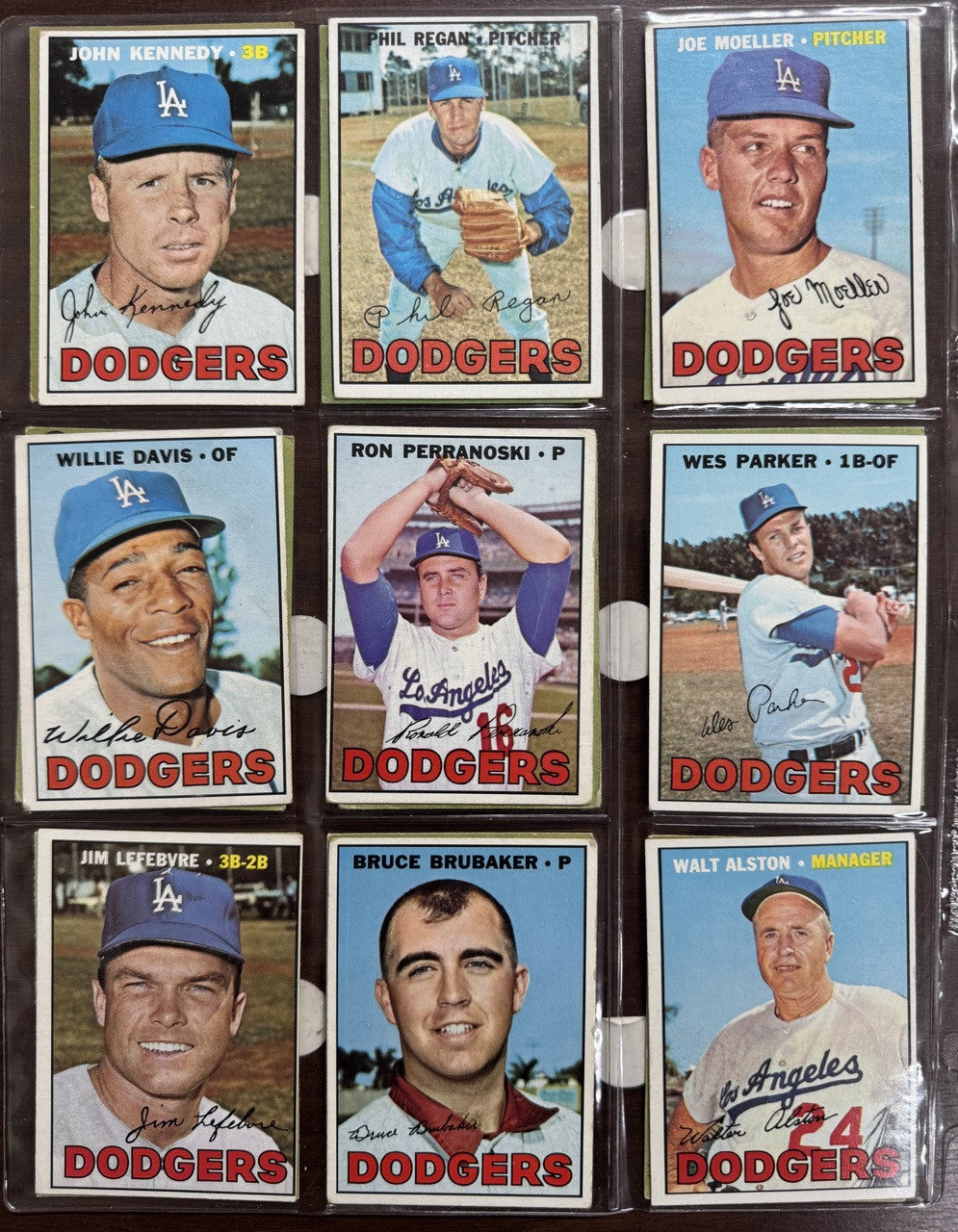 1967 Topps Baseball Los Angeles Dodgers Complete Team Set EX