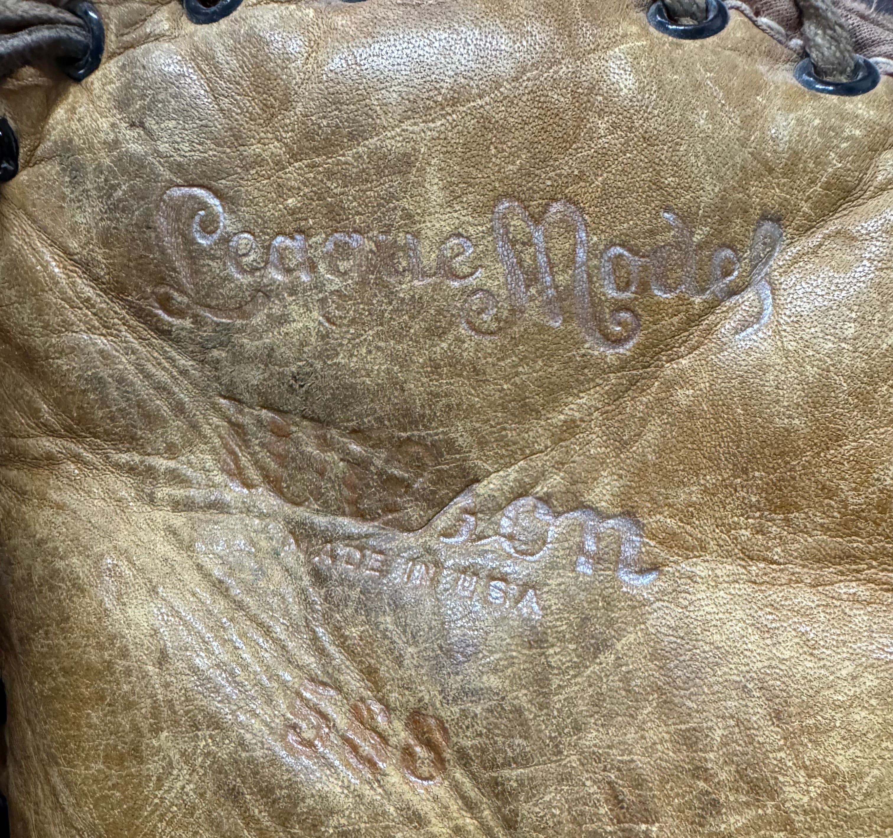1920's-30's Vintage Wilson 1st Baseman's Baseball Glove