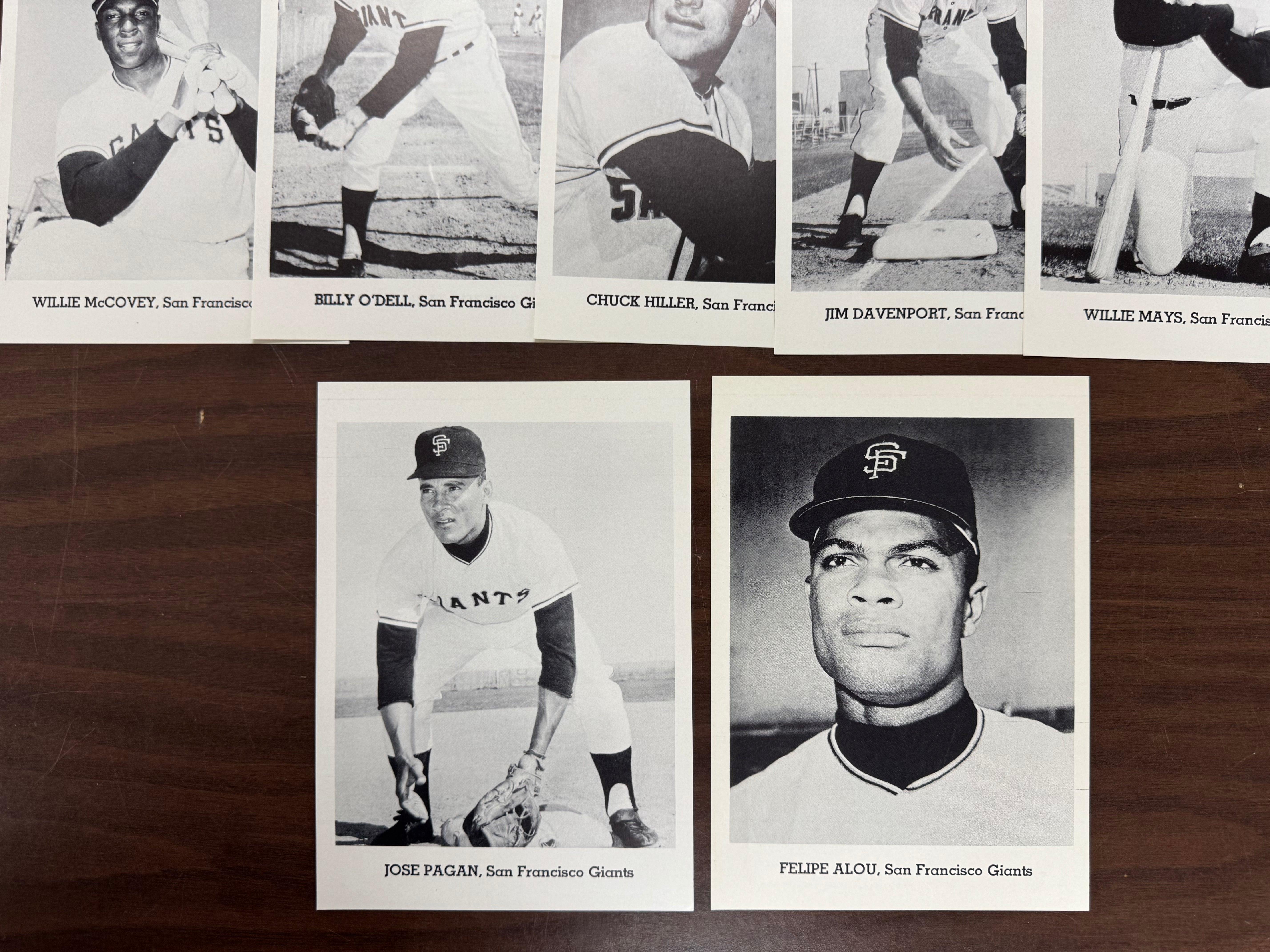 1963 Jay Publishing San Fransisco Giants Photo Pack Set W/ Envelope