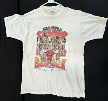 Fruit of the Loom 91-92 Chicago Bulls Back to Back World Champs T-Shirt XL
