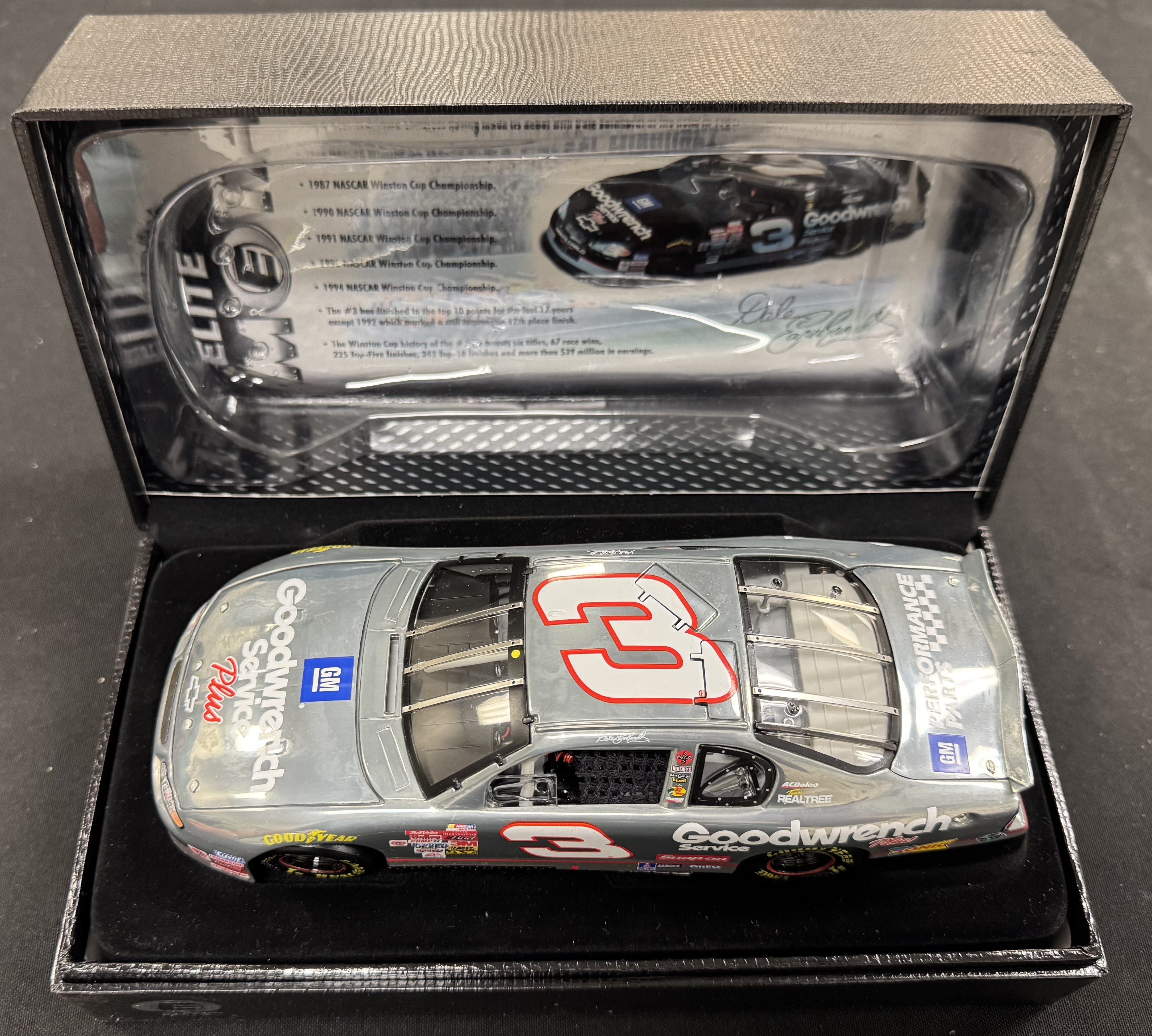 Dale Earnhardt Sr. #3 GM Metal Series Action Racing Elite 1:24 Diecast Car /7500
