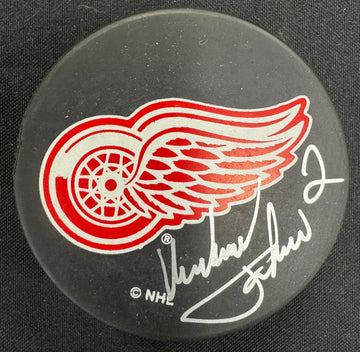 Viacheslev Fetisov Signed Autographed Puck JSA Cert