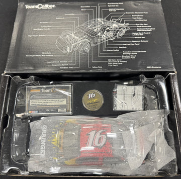 Greg Biffle #16 Grainger 2003 Team Caliber 1:24 Diecast Car /5004