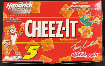 Terry Labonte #5 Kellogg's Cheez-It 2002 Team Caliber 1:24 Diecast Car /2340