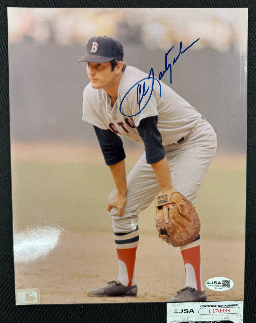 Carl Yastrzemski Signed Autographed 8x10 Photo JSA