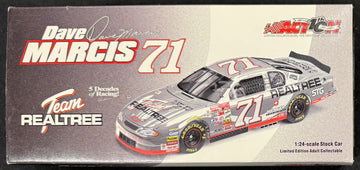 Dave Marcis #71 Team Realtree 2002 Monte Carlo Action Racing 1:24 Diecast Car