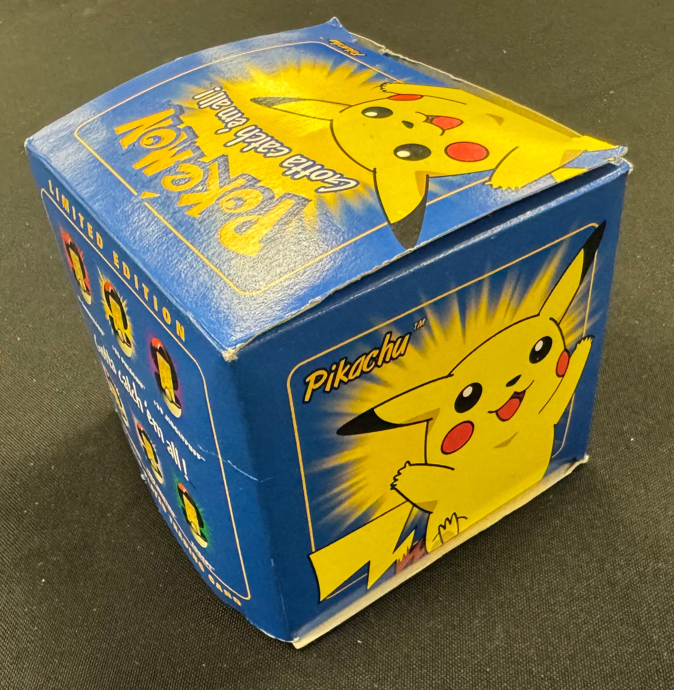 1999 Pokemon Burger King Pikachu 23kt Gold Card in Blue Box READ