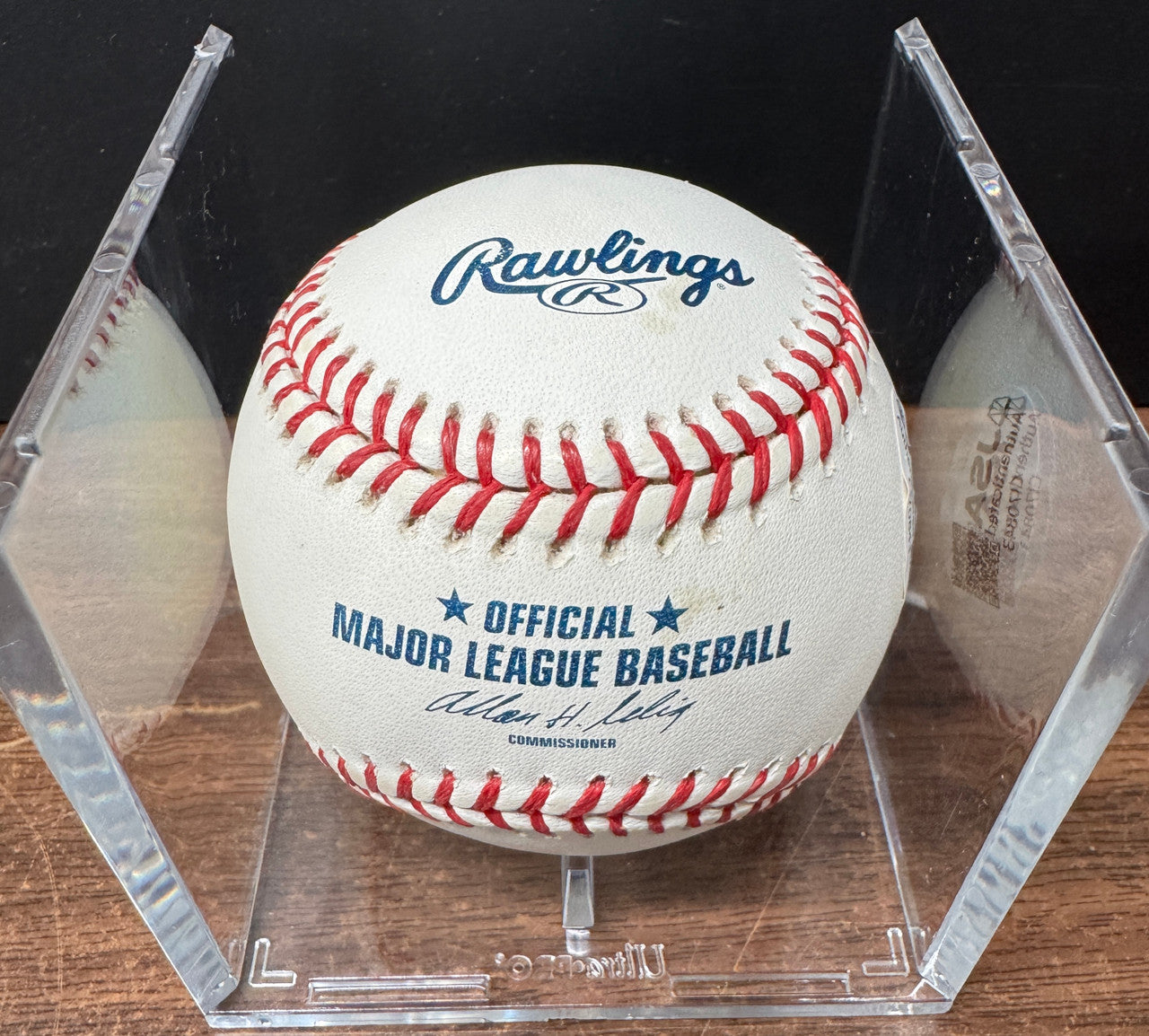 Don Mattingly Signed Autographed Rawlings OML Baseball JSA *843