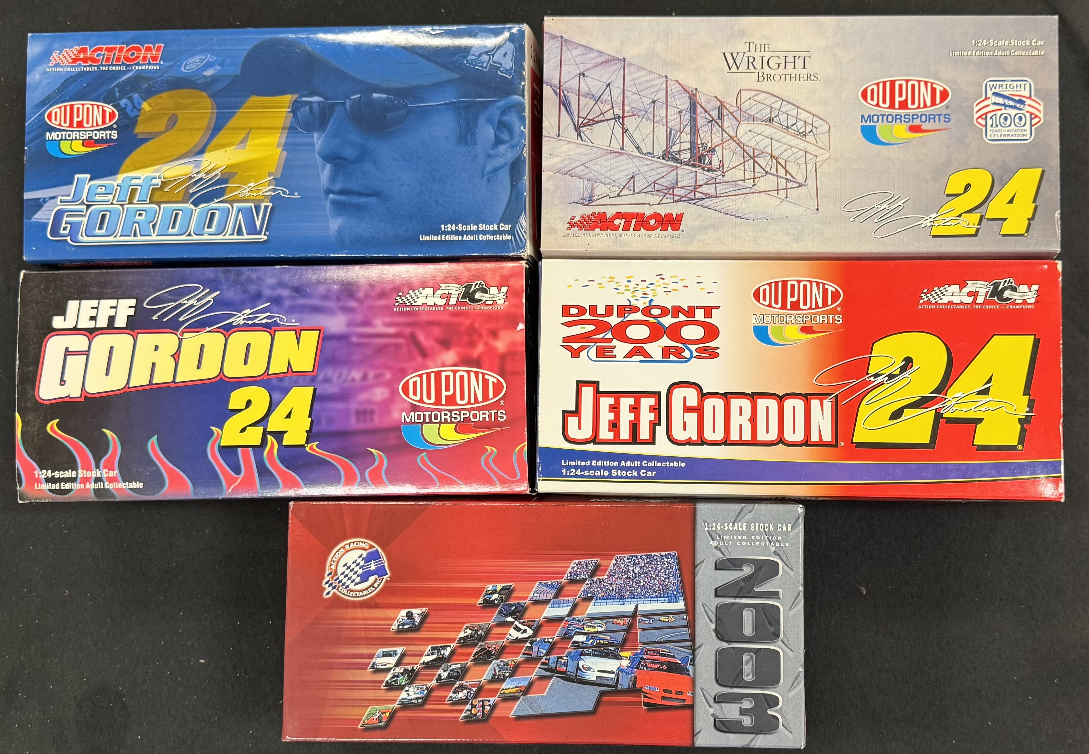 Jeff Gordon #24 Dupont Motorsports Action Racing 1:24 Diecast Car Lot