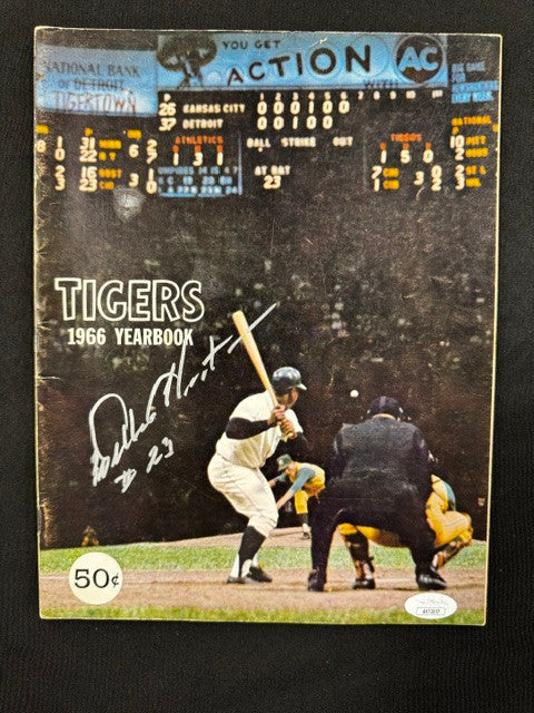 Willie Horton Signed Autographed Detroit Tigers 1966 Yearbook JSA