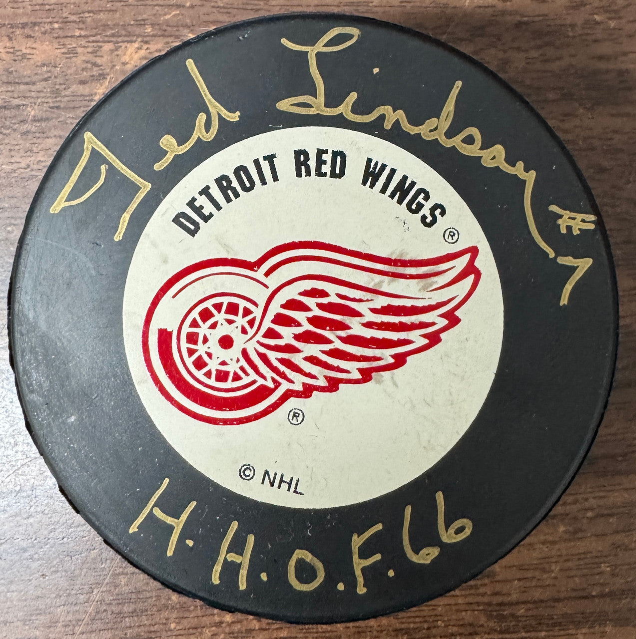 Ted Lindsay Signed Autographed Inscribed Detroit Red Wings Puck JSA