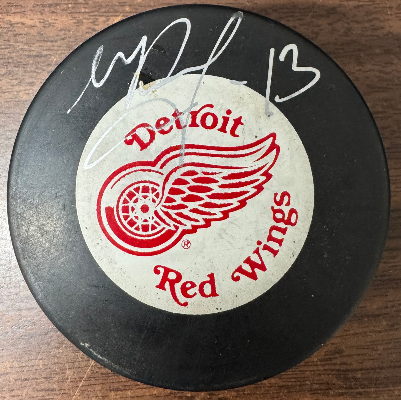 Vyacheslav Slava Kozlov Signed Autographed Detroit Red Wings Puck JSA
