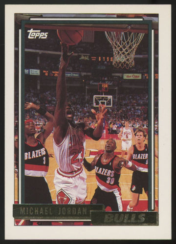 1992-93 Topps Michael Jordan Gold Foil #141