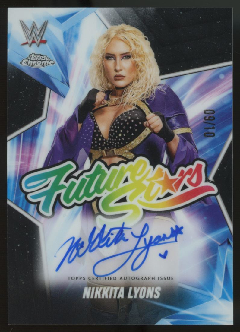 2025 Topps Chrome WWE Nikkita Lyons Future Stars Black Refractor Auto /10 FSA-NL