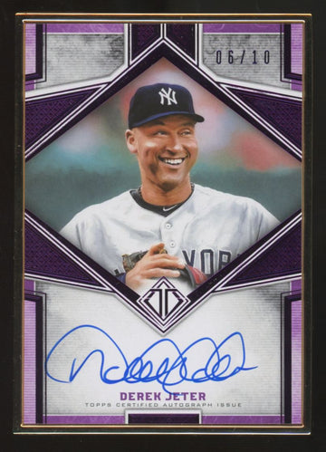 2019 Topps Transcendent Derek Jeter Purple Auto /10 #TCA-DJ