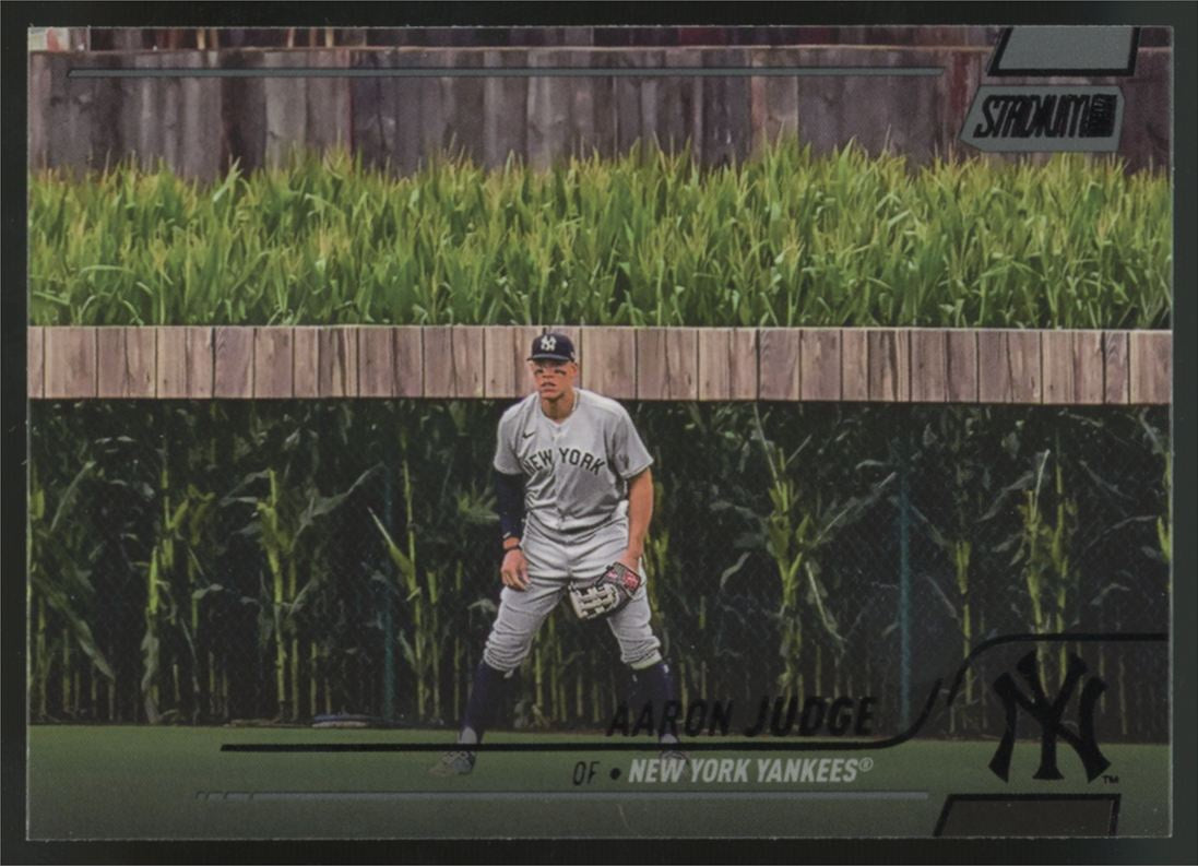 2022 Topps Stadium Club Aaron Judge Black Foil #161
