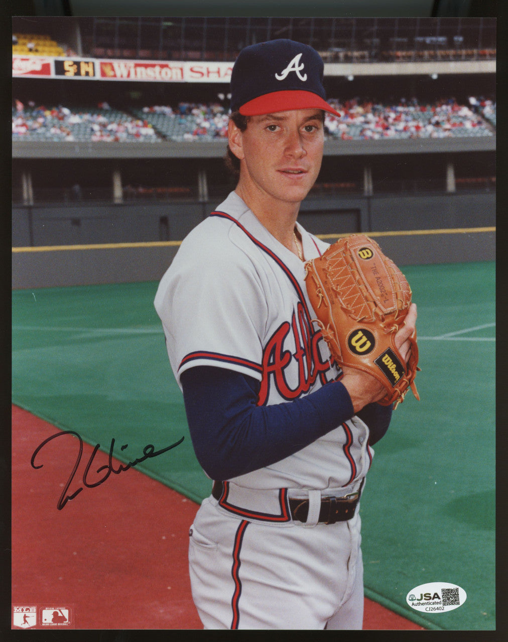 Tom Glavine Signed Autographed 8x10 Photo JSA *402