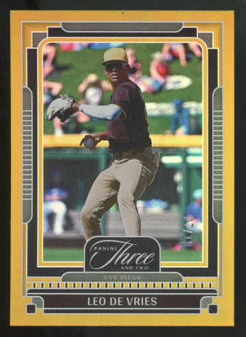 2025 Panini Three & Two Leo De Vries Holo Gold /10 #4