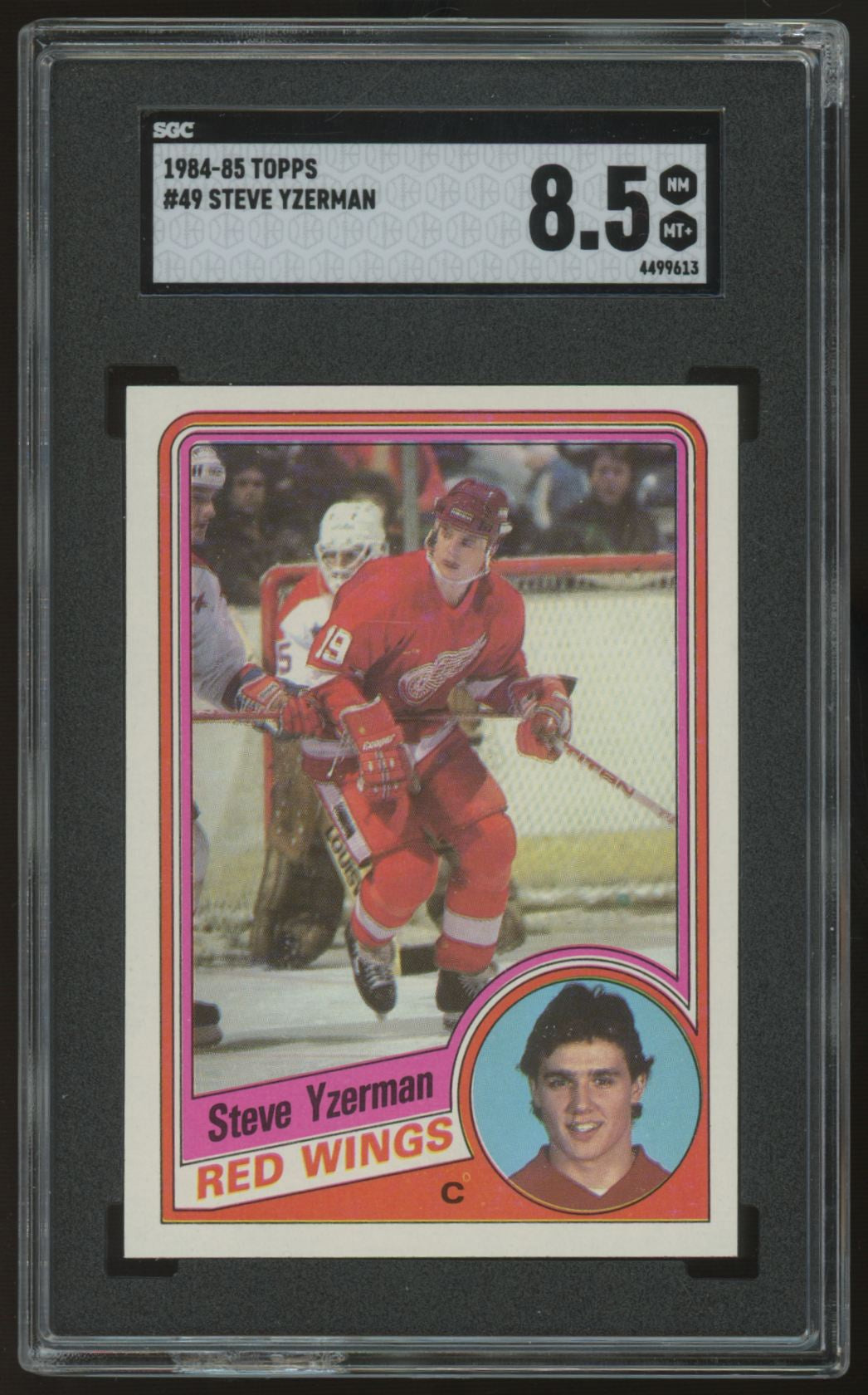 1984/85 Topps Steve Yzerman RC #49 SGC 8.5