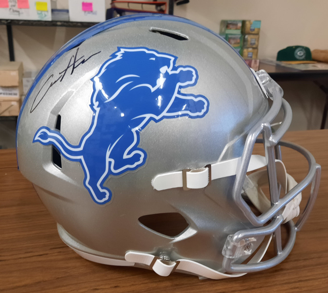 Aidan Hutchinson Signed Autographed Helmet Replica Lions Beckett Witnessed