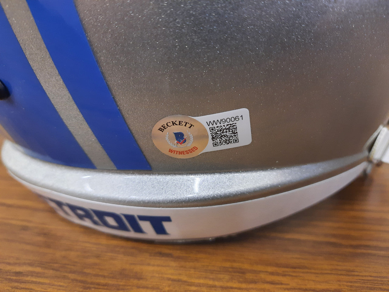 Aidan Hutchinson Signed Autographed Helmet Replica Lions Beckett Witnessed