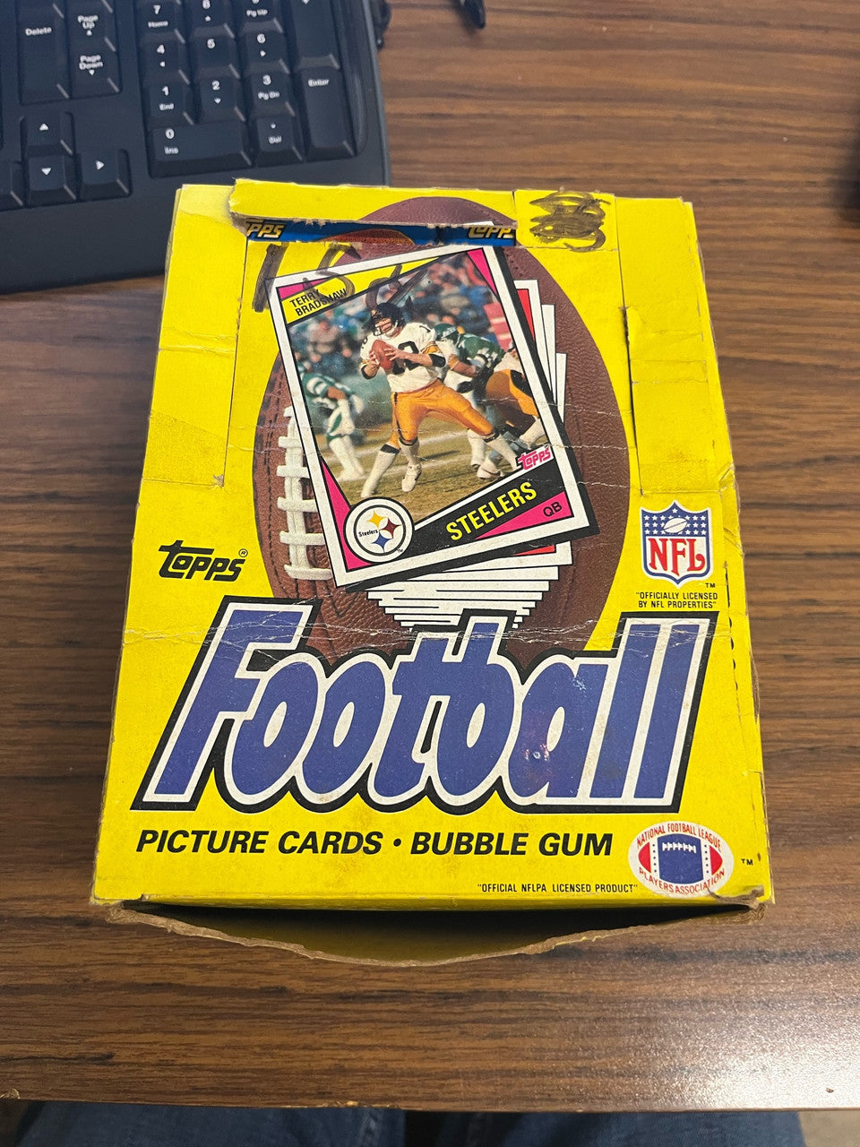 1984 Topps Football Wax Box 36 Sealed Packs