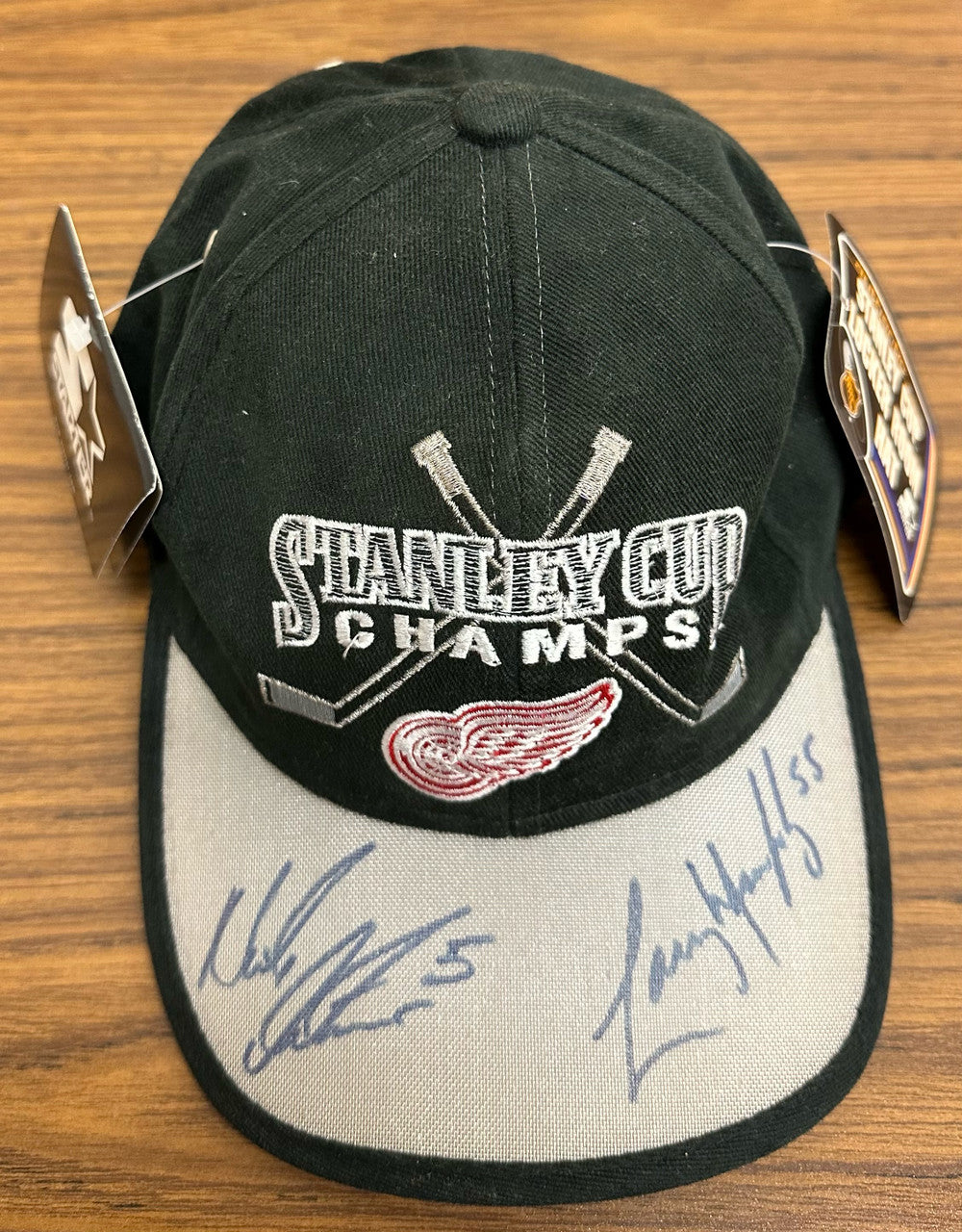 Nick Lidstrom/Larry Murphy Signed Autographed Hat JSA AK60652