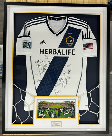 2012 LA Galaxy Team David Beckham Signed Autographed Soccer Jersey Framed PSA