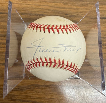 Willie Mays Signed Autographed Rawlings OMLB Baseball JSA *744