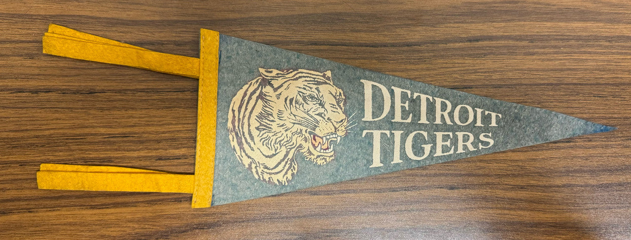 1960s Vintage Detroit Tigers Mini Pennant Blue & Gold "B"