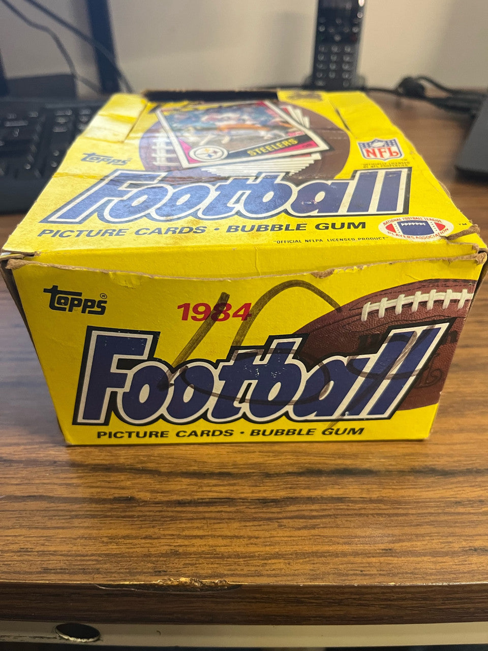 1984 Topps Football Wax Box 36 Sealed Packs