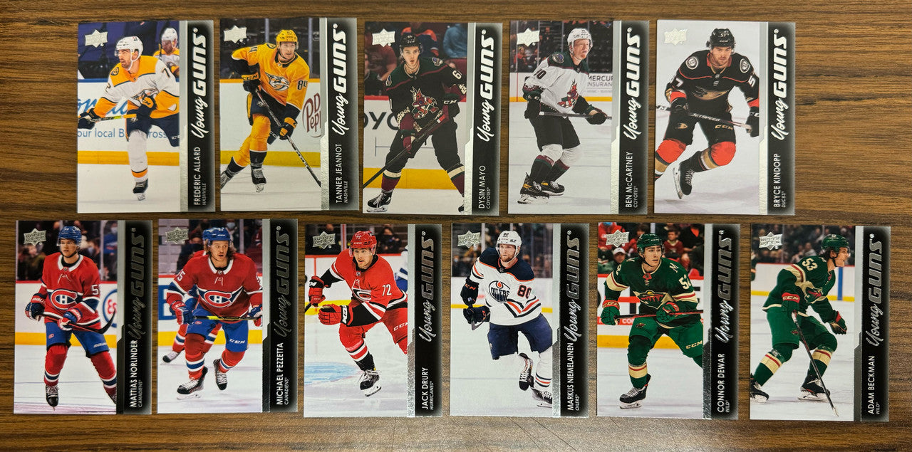 2021-22 Upper Deck Young Guns Lot of 33 Holtz Pinto Daws