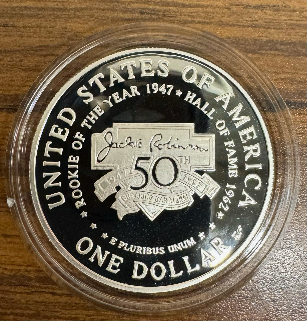 1997 US Mint Jackie Robinson Commemorative Coin Silver Dollar in Box