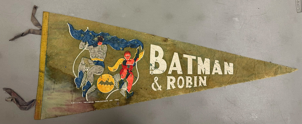 Batman & Robin Pennant Green Vintage