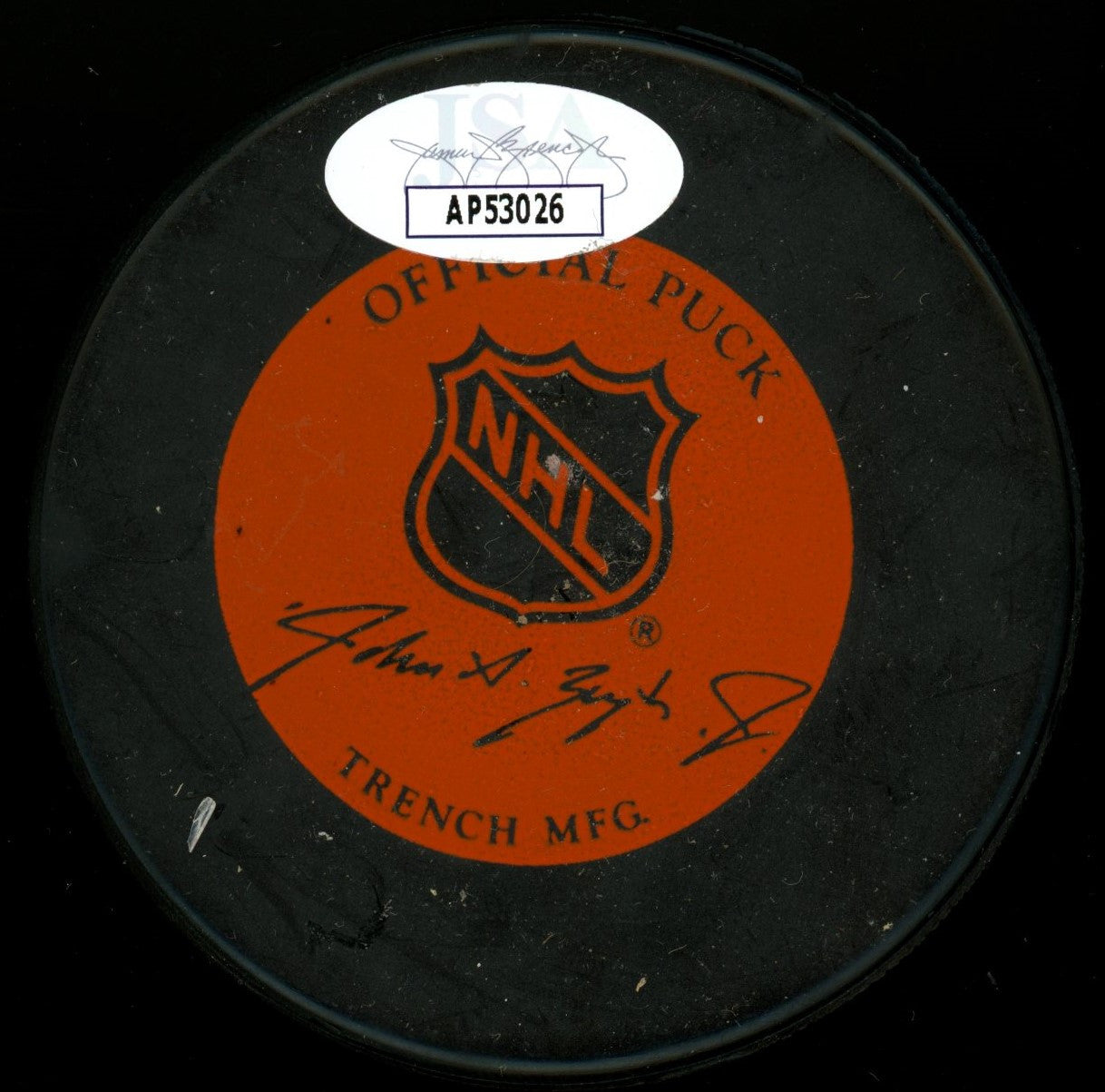 Steve Yzerman Signed Autographed Puck JSA *026