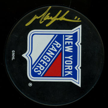Mark Messier Signed Autographed Rangers Puck JSA AK60575