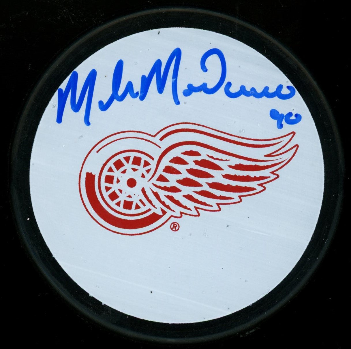 Mike Modano Signed Autographed Puck JSA AK60572