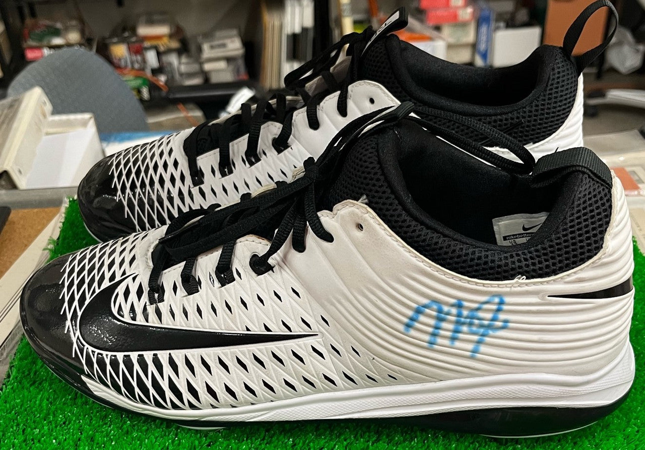 Mike Trout Signed Autographed Size 12 Cleats Beckett