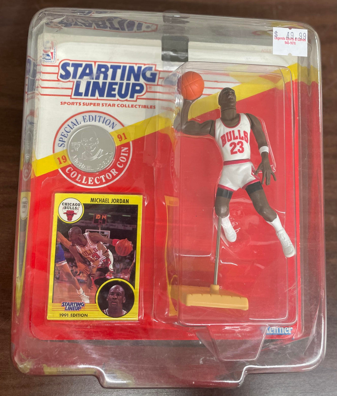 1991 Kenner Starting Lineup Michael Jordan Dunking w/ Coin NIB