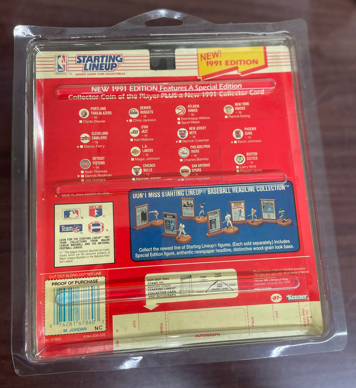 1991 Kenner Starting Lineup Michael Jordan Dunking w/ Coin NIB