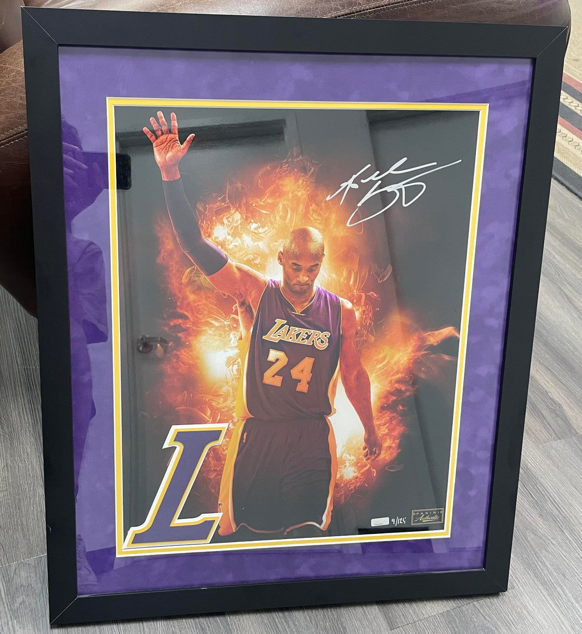 Kobe Bryant Signed Autographed 16x20 Photo /124 Framed Panini