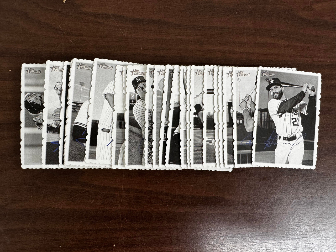2018 Topps Heritage Baseball Deckle Edge Series 1 Complete Set (30)